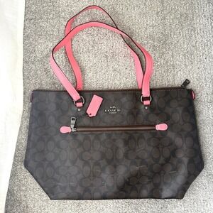 Coach Gallery Signature Tote Bag‎ Brown Pink Leather Trim Zip Top Shoulder Bag